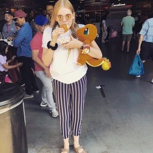 Meet your Posher, Mackenzie